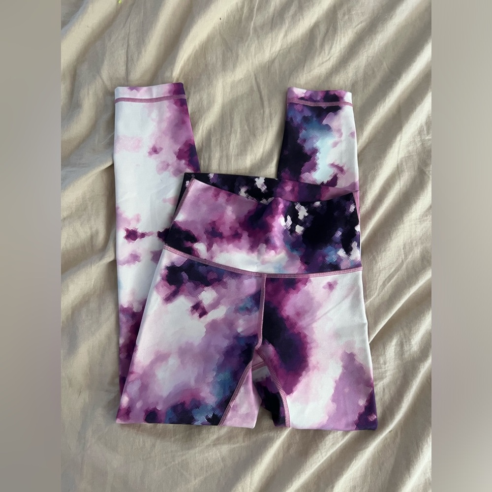Lululemon High Times Blooming Pixie Leggings Size 4 - Picture 2 of 3